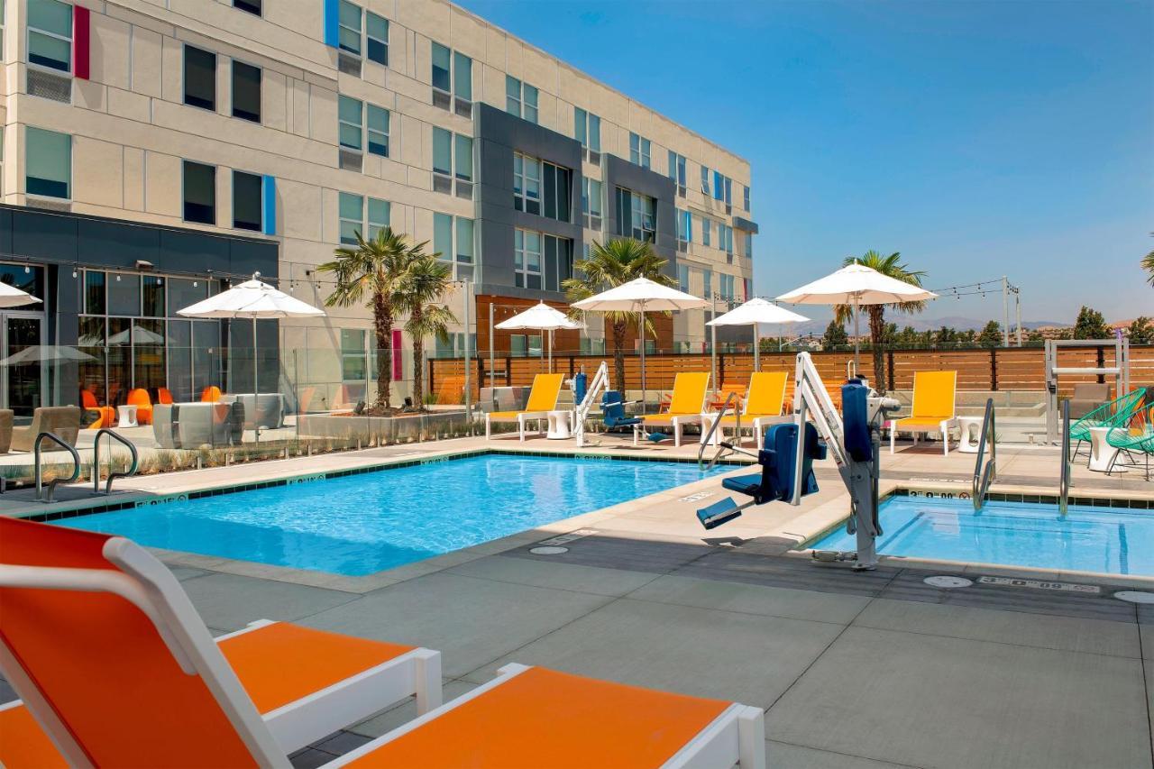 Aloft Dublin-Pleasanton Hotel Buitenkant foto